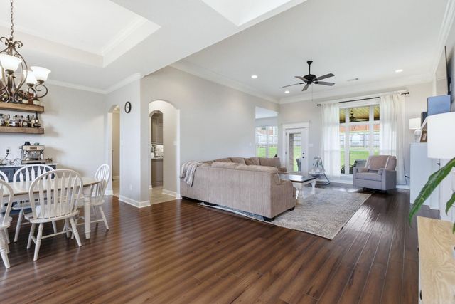 9709 Cliffside Drive, Sherwood, AR 72120