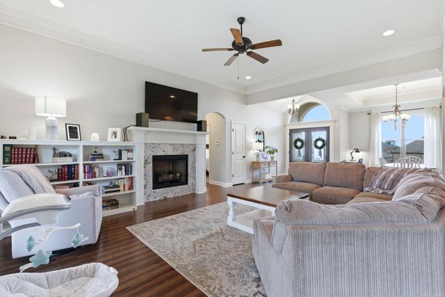 9709 Cliffside Drive, Sherwood, AR 72120