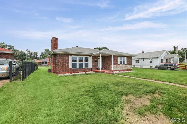 2917 Louisiana Boulevard, East St Louis, IL 62205