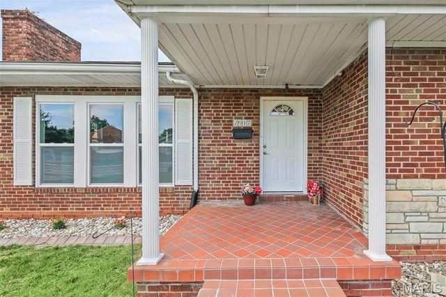 2917 Louisiana Boulevard, East St Louis, IL 62205