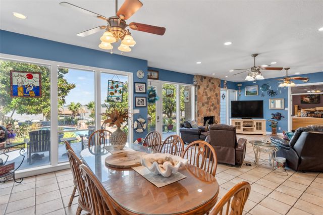 21039 Flaming Arrow Trail, Crosby, TX 77532