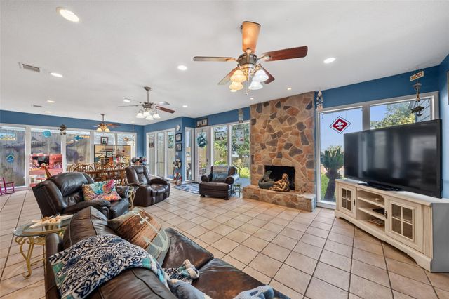 21039 Flaming Arrow Trail, Crosby, TX 77532