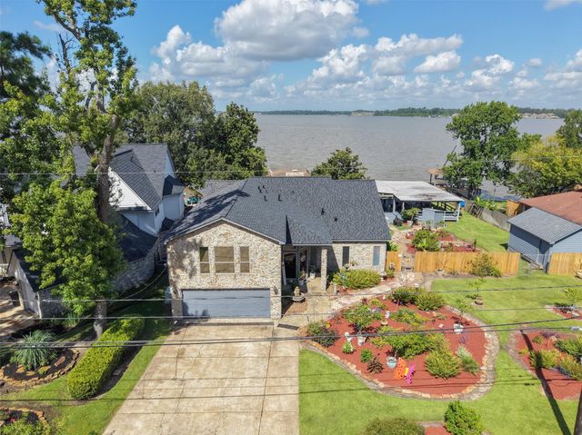 21039 Flaming Arrow Trail, Crosby, TX 77532