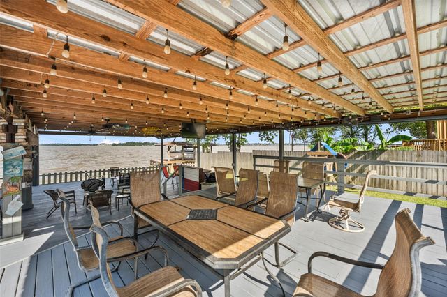 21039 Flaming Arrow Trail, Crosby, TX 77532