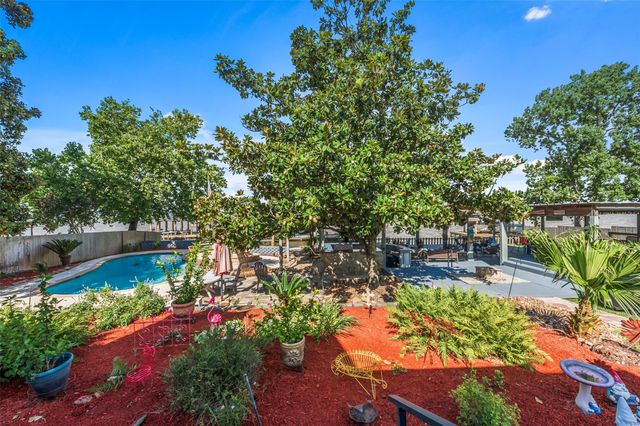 21039 Flaming Arrow Trail, Crosby, TX 77532
