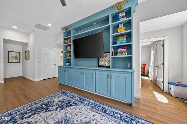 100 Arlen Park Place, Holly Springs, NC 27540