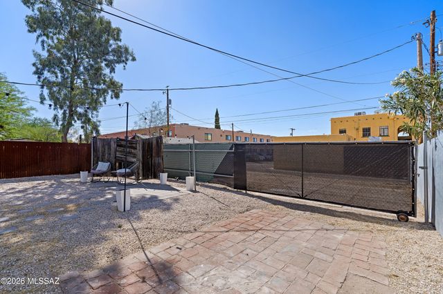 1024 E 7th Street, Tucson, AZ 85719
