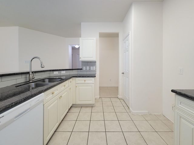 3010 Stonecross Lane, Dickinson, TX 77539