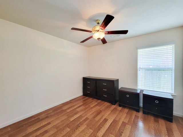 3010 Stonecross Lane, Dickinson, TX 77539