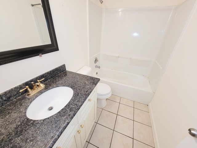 3010 Stonecross Lane, Dickinson, TX 77539