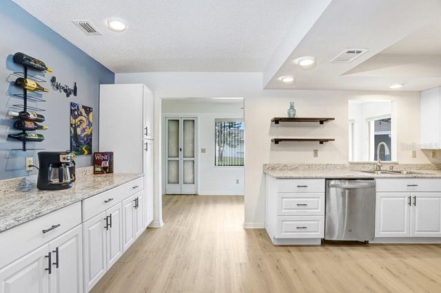 1409 INGRAM DRIVE 75, Sun City Center, FL 33573