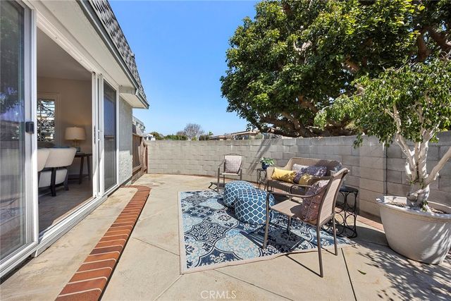 21114 Gypsy Moth Lane, Huntington Beach, CA 92646