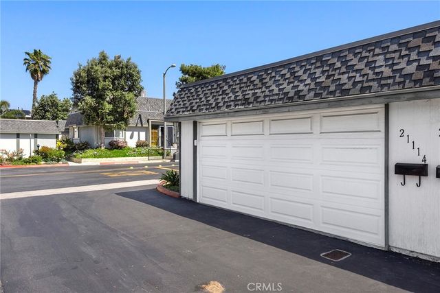 21114 Gypsy Moth Lane, Huntington Beach, CA 92646
