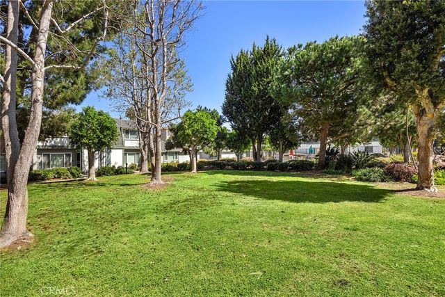 21114 Gypsy Moth Lane, Huntington Beach, CA 92646