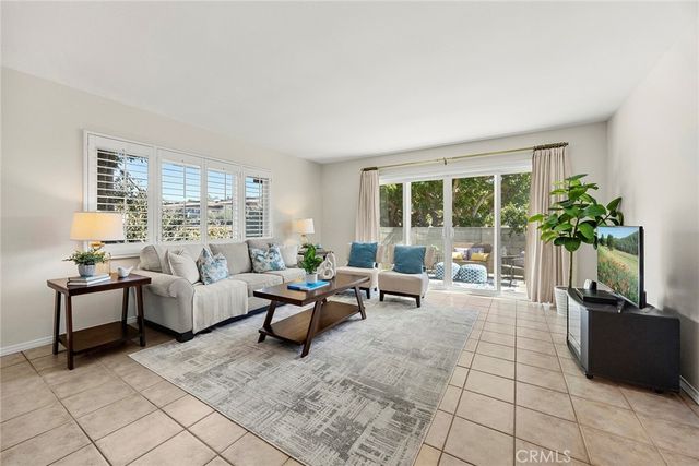 21114 Gypsy Moth Lane, Huntington Beach, CA 92646