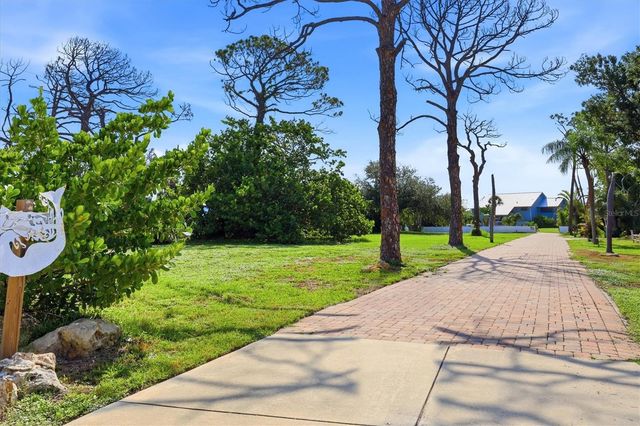 1649 MANOR ROAD, Englewood, FL 34223