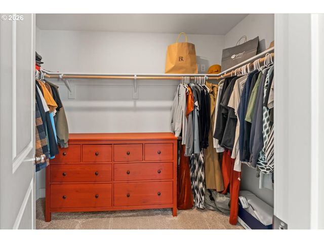 7510 Nw LAUREN Ave, Portland, OR 97229