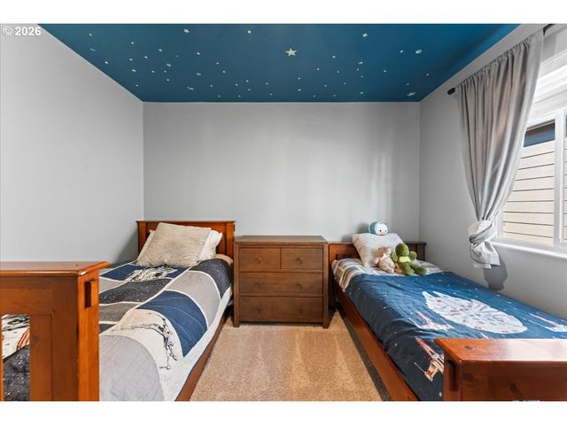 7510 Nw LAUREN Ave, Portland, OR 97229