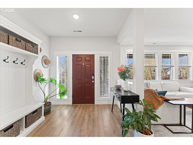 7510 Nw LAUREN Ave, Portland, OR 97229