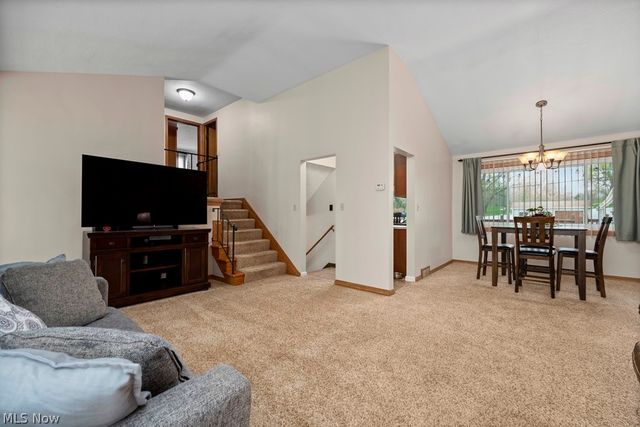 6419 Hollywood Drive, Parma, OH 44129
