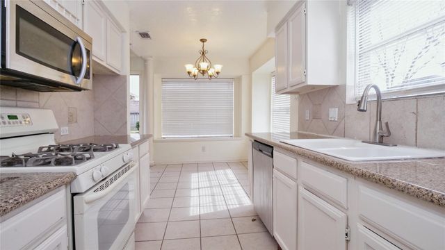 2915 Mesquite Drive, Sugar Land, TX 77479