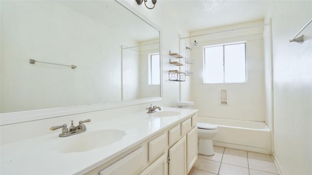 2915 Mesquite Drive, Sugar Land, TX 77479