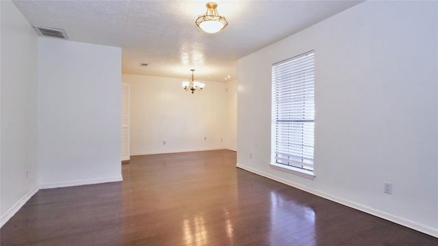 2915 Mesquite Drive, Sugar Land, TX 77479