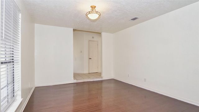 2915 Mesquite Drive, Sugar Land, TX 77479