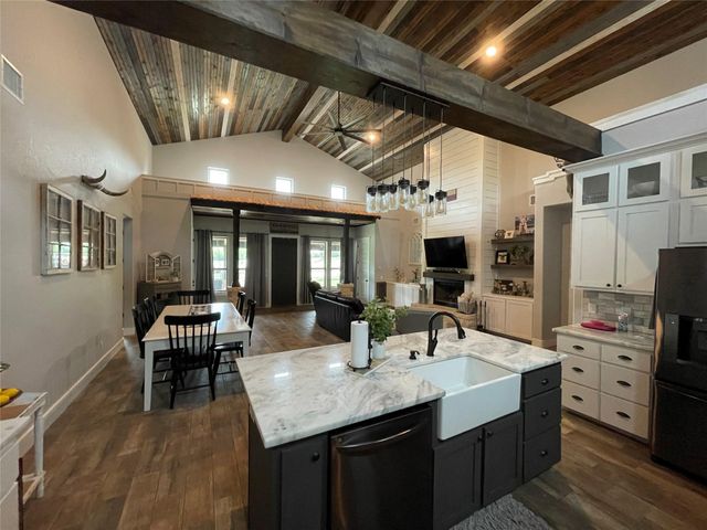 6787 Fm 2657 Highway, Briggs, TX 78608