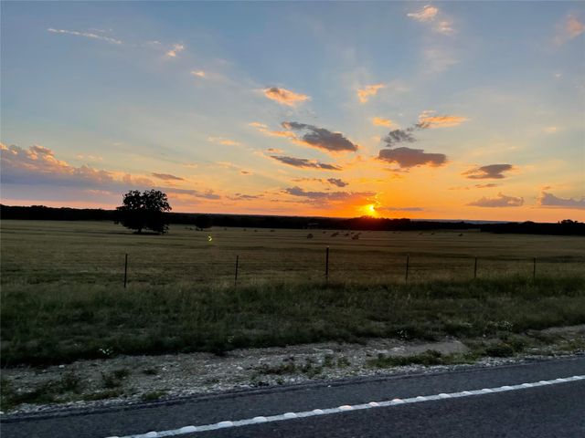6787 Fm 2657 Highway, Briggs, TX 78608