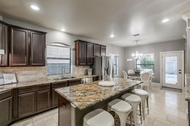 13104 Indigo Creek Lane, Pearland, TX 77584