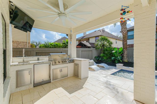 13104 Indigo Creek Lane, Pearland, TX 77584