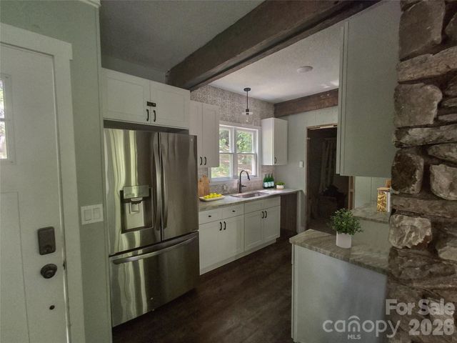 630 Shumont Road, Black Mountain, NC 28711