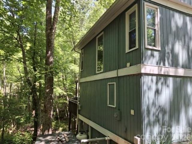 630 Shumont Road, Black Mountain, NC 28711