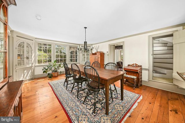 189 E BUTLER AVE, Doylestown, PA 18901