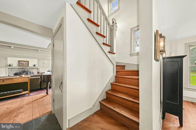 189 E BUTLER AVE, Doylestown, PA 18901