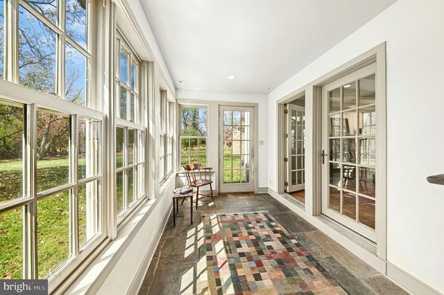 189 E BUTLER AVE, Doylestown, PA 18901