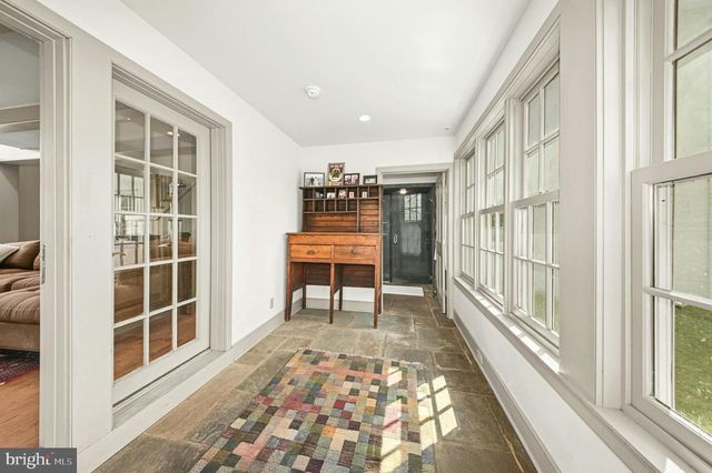 189 E BUTLER AVE, Doylestown, PA 18901