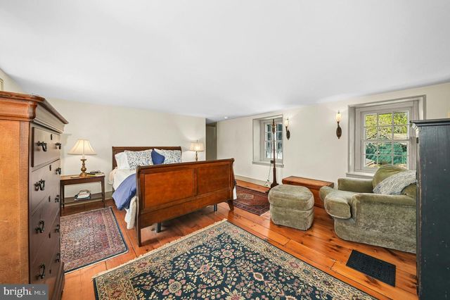 189 E BUTLER AVE, Doylestown, PA 18901