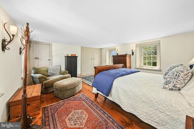 189 E BUTLER AVE, Doylestown, PA 18901