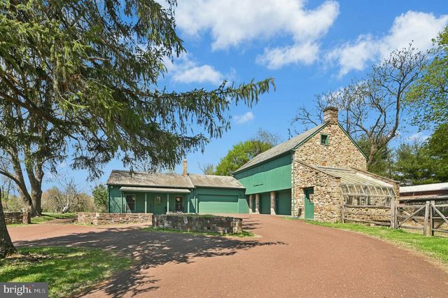189 E BUTLER AVE, Doylestown, PA 18901