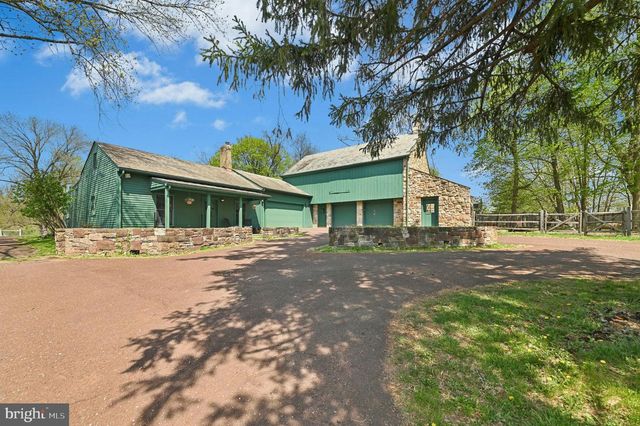 189 E BUTLER AVE, Doylestown, PA 18901
