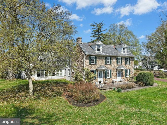 189 E BUTLER AVE, Doylestown, PA 18901