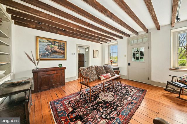 189 E BUTLER AVE, Doylestown, PA 18901