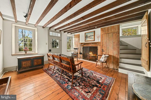 189 E BUTLER AVE, Doylestown, PA 18901