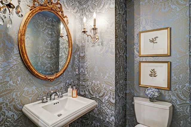 5110 San Felipe Street 31W, Houston, TX 77056