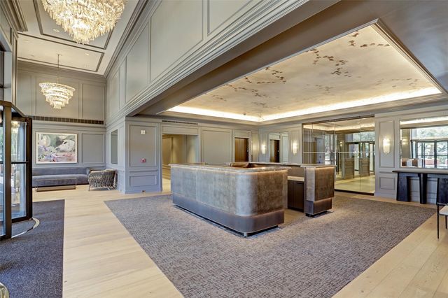 5110 San Felipe Street 31W, Houston, TX 77056