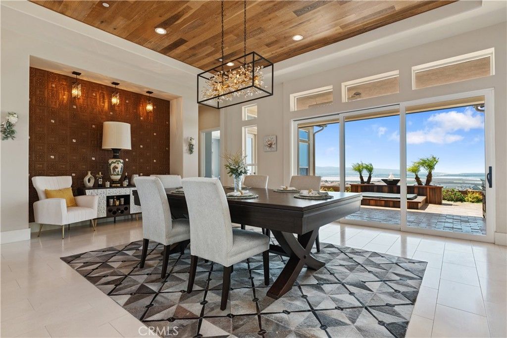 Image 15 of property listing at 1564 Eucalyptus, Nipomo, CA 93444