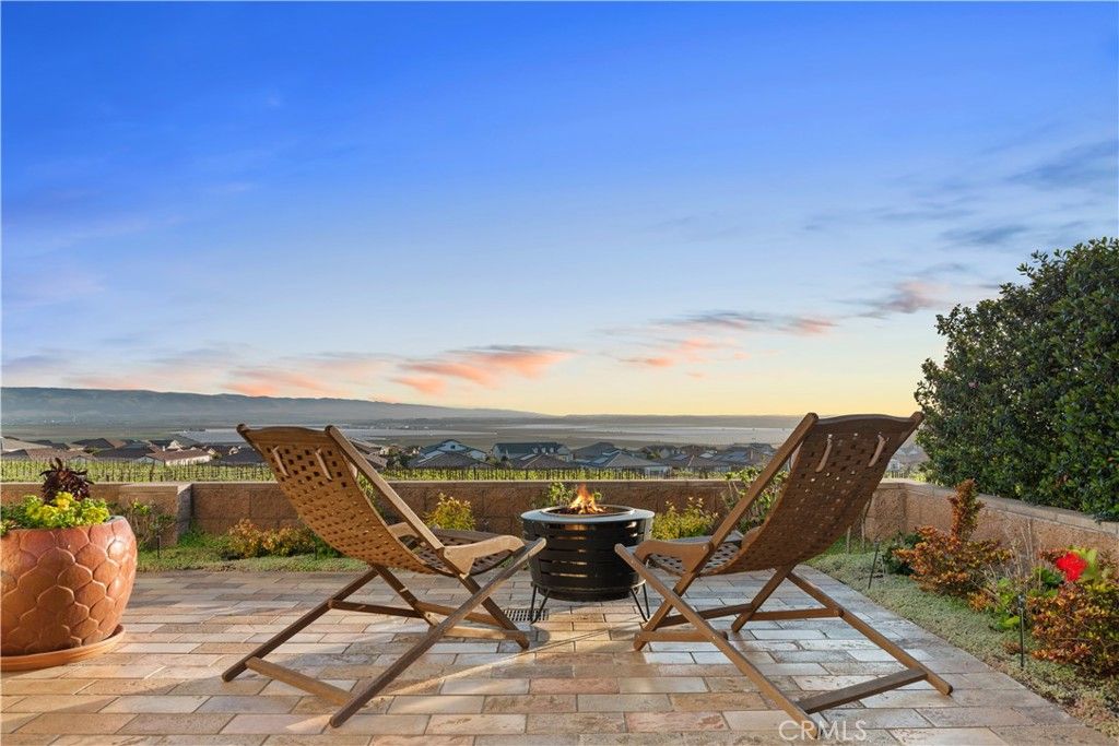 Image 36 of property listing at 1564 Eucalyptus, Nipomo, CA 93444