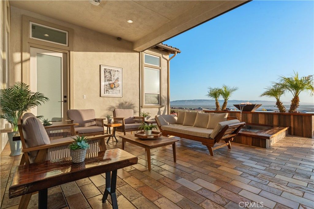 Image 39 of property listing at 1564 Eucalyptus, Nipomo, CA 93444